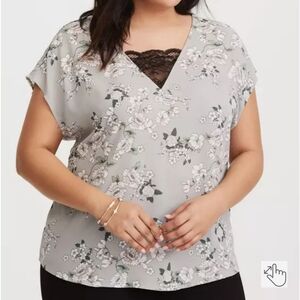 Torrid Lite Gray Floral Georgette Short Sleeve Blouse OX